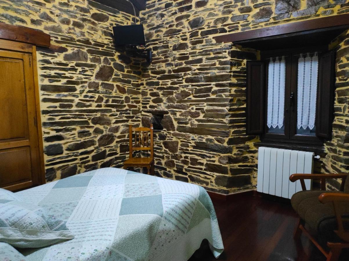 Casa Freixe Apartamentos Rurales Santa Eulalia de Oscos Esterno foto