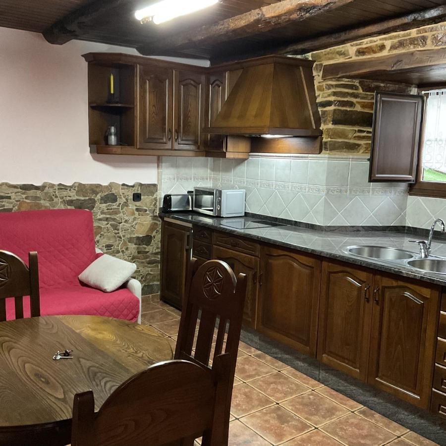 Casa Freixe Apartamentos Rurales Santa Eulalia de Oscos Esterno foto