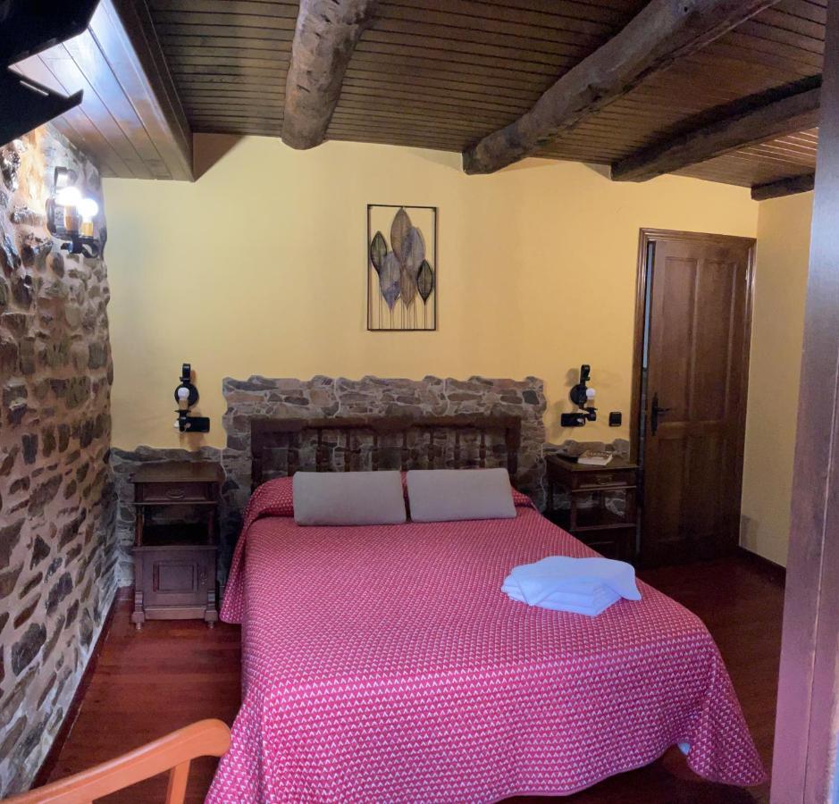 Casa Freixe Apartamentos Rurales Santa Eulalia de Oscos Esterno foto